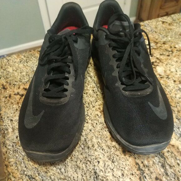 Nike Mens FS Lite Run 4 852435-003 Black Road Running Shoes Lace Up Size 10.5 main image 10